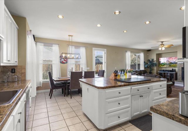 1901 Calistoga Drive, Hollister, CA 95023