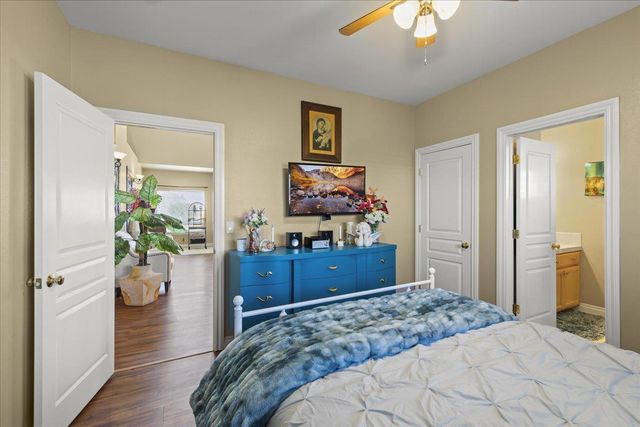 1901 Calistoga Drive, Hollister, CA 95023