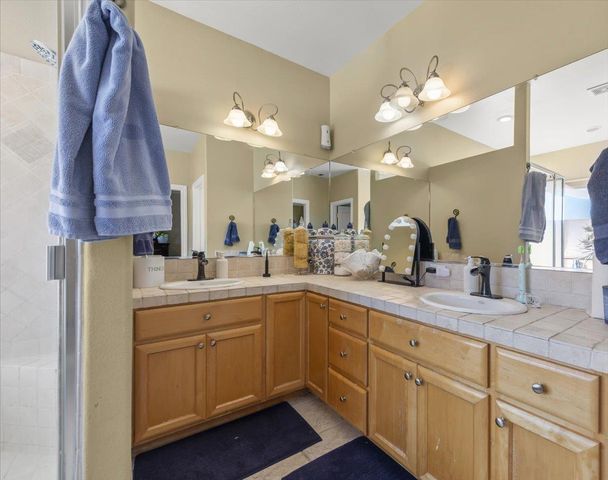 1901 Calistoga Drive, Hollister, CA 95023