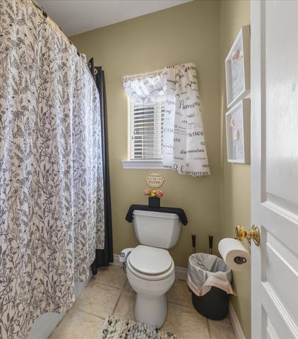 1901 Calistoga Drive, Hollister, CA 95023