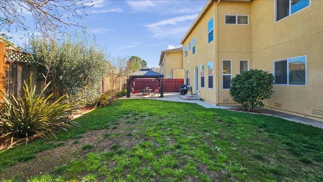 1901 Calistoga Drive, Hollister, CA 95023