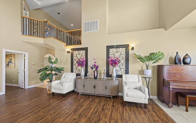 1901 Calistoga Drive, Hollister, CA 95023