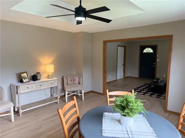 526 S west Street, Nevada, MO 64772