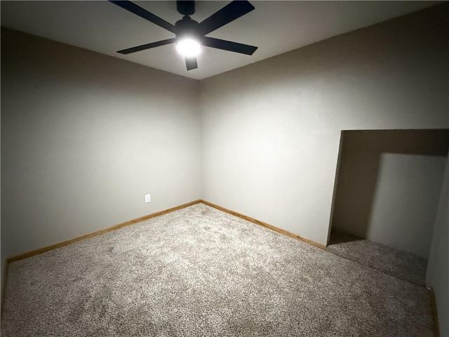 526 S west Street, Nevada, MO 64772