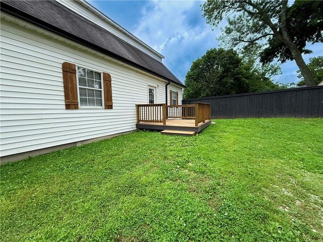 526 S west Street, Nevada, MO 64772