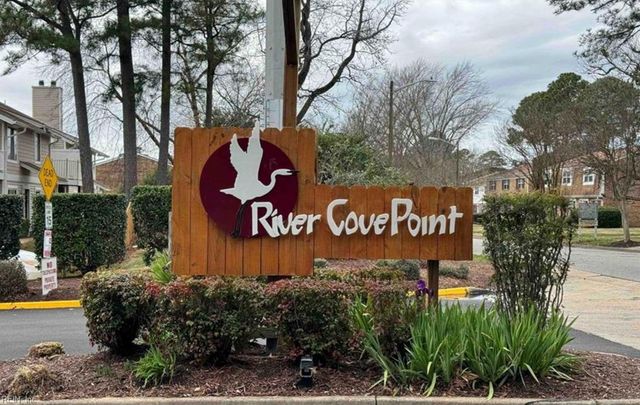 2507 Cove Point PL, Virginia Beach, VA 23454