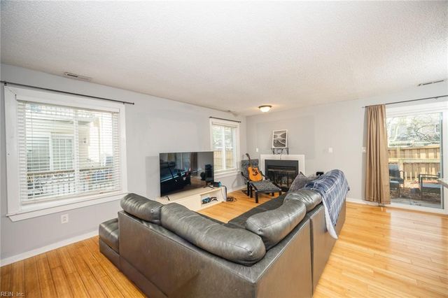 2507 Cove Point PL, Virginia Beach, VA 23454