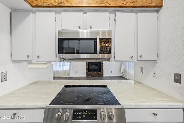 1127 W Roger Road, Tucson, AZ 85705