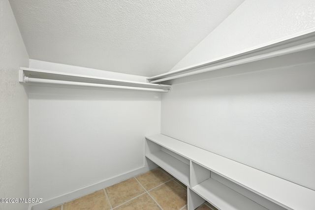 1127 W Roger Road, Tucson, AZ 85705