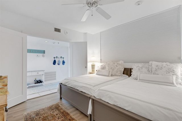 1105 GULF OF MEXICO DRIVE 203, Longboat Key, FL 34228