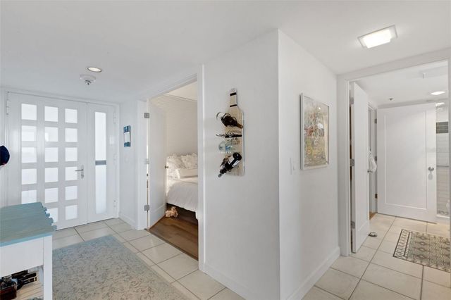 1105 GULF OF MEXICO DRIVE 203, Longboat Key, FL 34228