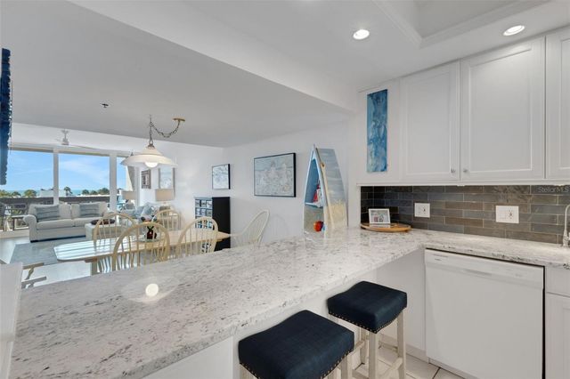 1105 GULF OF MEXICO DRIVE 203, Longboat Key, FL 34228