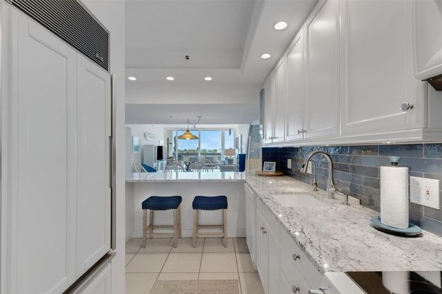 1105 GULF OF MEXICO DRIVE 203, Longboat Key, FL 34228