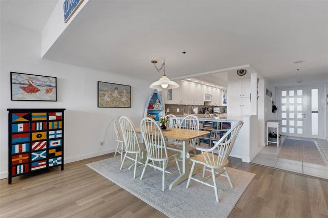 1105 GULF OF MEXICO DRIVE 203, Longboat Key, FL 34228