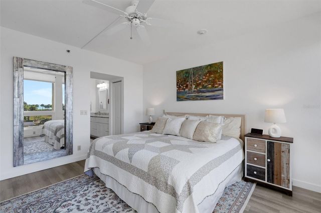 1105 GULF OF MEXICO DRIVE 203, Longboat Key, FL 34228