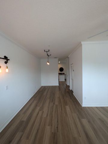 290 NE 5th Avenue, Delray Beach, FL 33483
