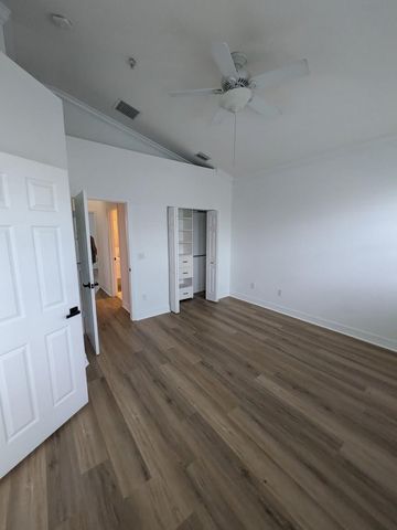 290 NE 5th Avenue, Delray Beach, FL 33483