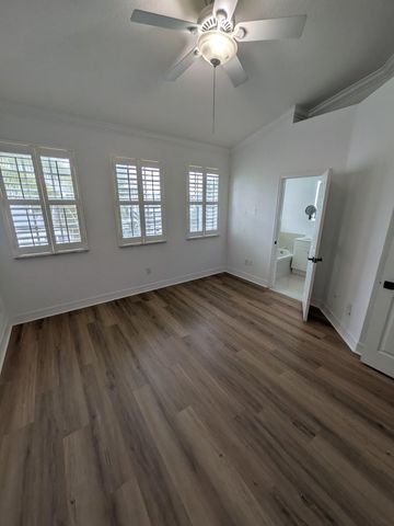 290 NE 5th Avenue, Delray Beach, FL 33483