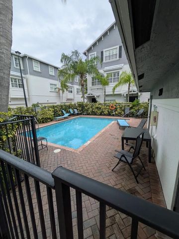 290 NE 5th Avenue, Delray Beach, FL 33483