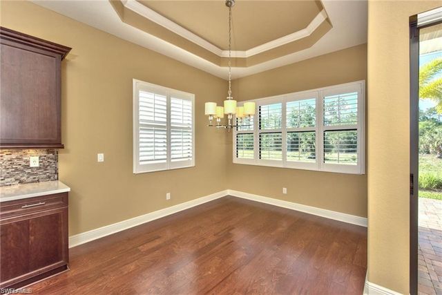 1614 Serrano CIR, Naples, FL 34105