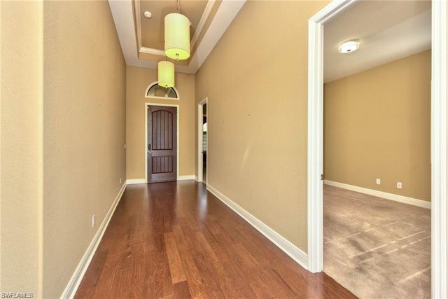 1614 Serrano CIR, Naples, FL 34105
