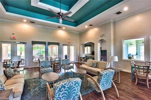 1614 Serrano CIR, Naples, FL 34105