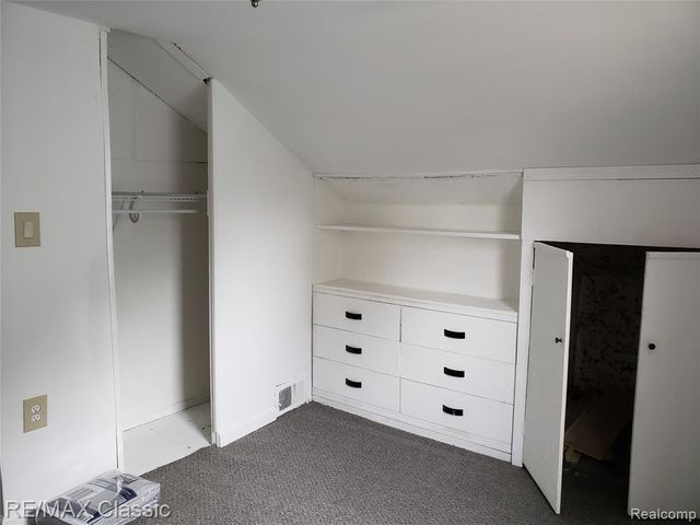 15478 Lola Lola Drive, Redford, MI 48239