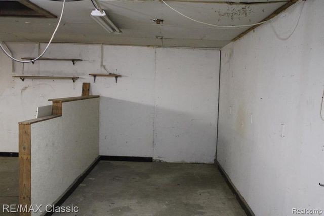 15478 Lola Lola Drive, Redford, MI 48239