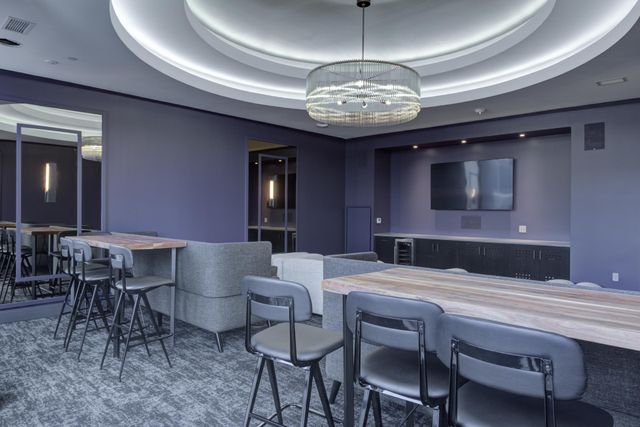 270 Hennepin Avenue 517, Minneapolis, MN 55401