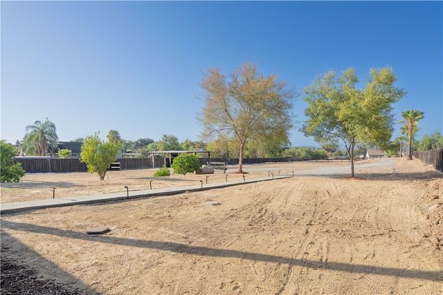 723 Amigos Road, Ramona, CA 92065