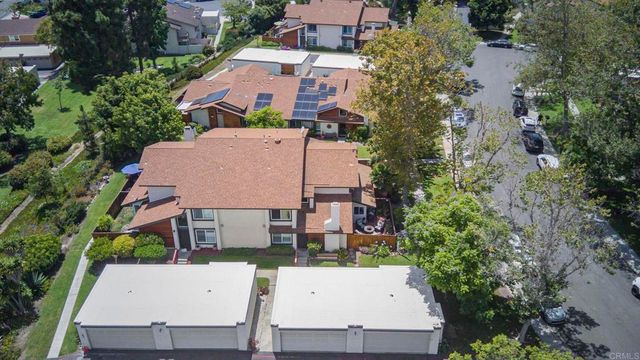 2033 Shadytree Lane, Encinitas, CA 92024