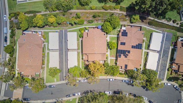 2033 Shadytree Lane, Encinitas, CA 92024