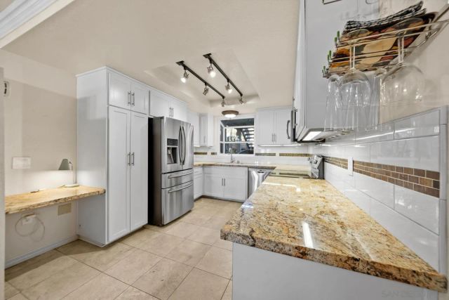 1806 Mckee St A2, San Diego, CA 92110