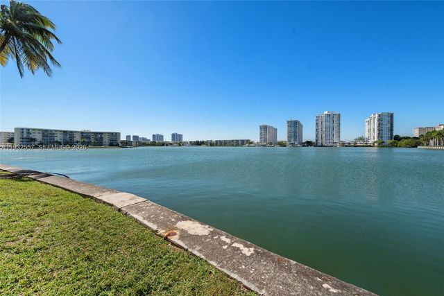18151 NE 31st Court 1714, Aventura, FL 33160