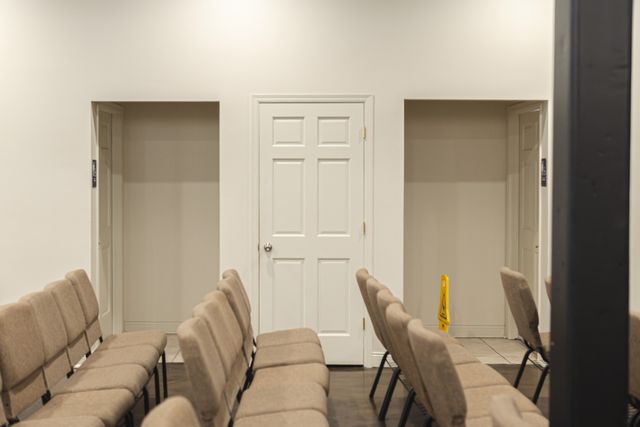 1326 N Hamlin Avenue, Chicago, IL 60651