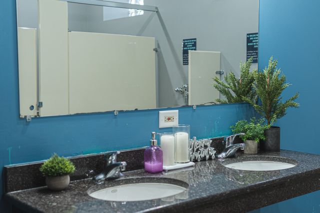 1326 N Hamlin Avenue, Chicago, IL 60651