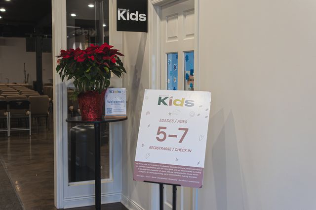 1326 N Hamlin Avenue, Chicago, IL 60651