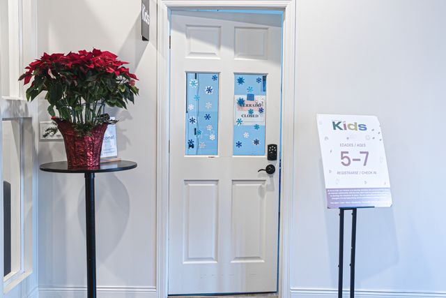 1326 N Hamlin Avenue, Chicago, IL 60651