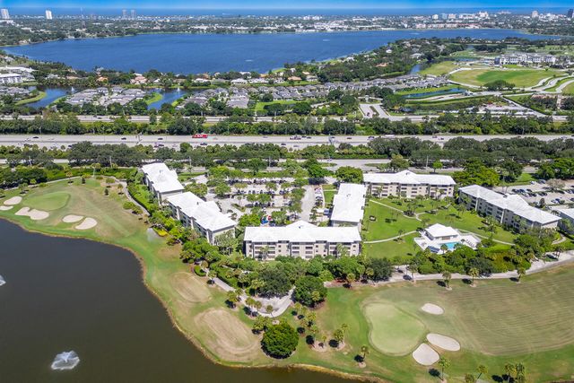 2811 Village Boulevard 302, West Palm Beach, FL 33409