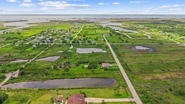 3030 9 Mile Road, Galveston, TX 77554