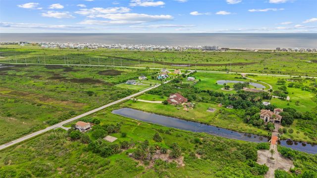 3030 9 Mile Road, Galveston, TX 77554