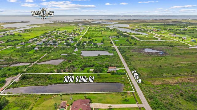 3030 9 Mile Road, Galveston, TX 77554