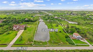 3030 9 Mile Road, Galveston, TX 77554