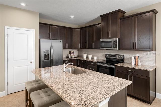 1723 W PALMS DRIVE, Port Charlotte, FL 33953
