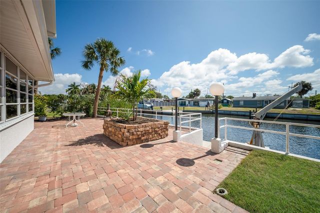 1711 RIVERSIDE DRIVE, Englewood, FL 34223