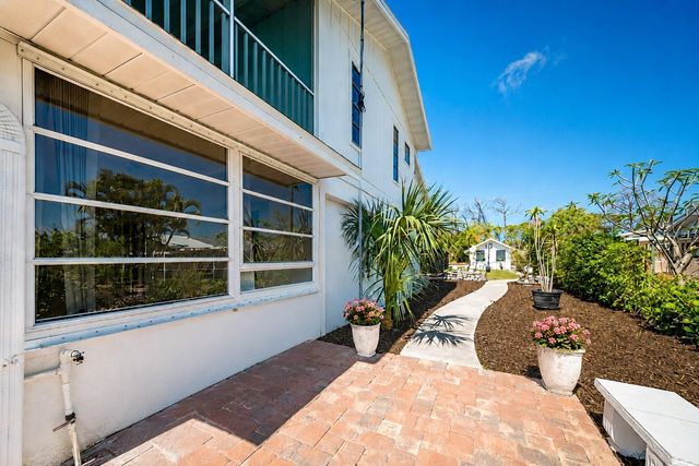 1711 RIVERSIDE DRIVE, Englewood, FL 34223