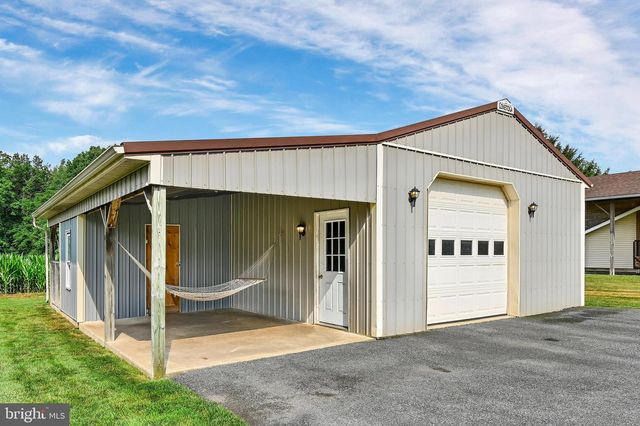 75 HICKORY RD, Denver, PA 17517