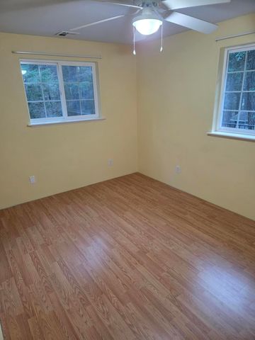 3760 Pleasant Creek Road, Rogue River, OR 97537