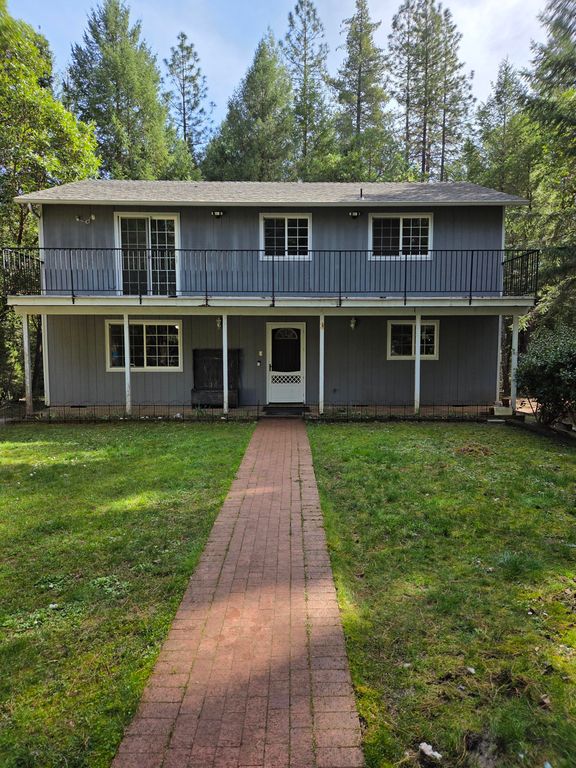 3760 Pleasant Creek Road, Rogue River, OR 97537