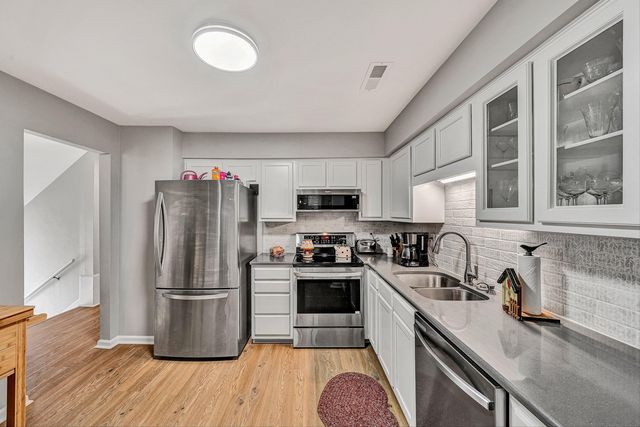 4719 Wembley PL SW, Roanoke, VA 24018